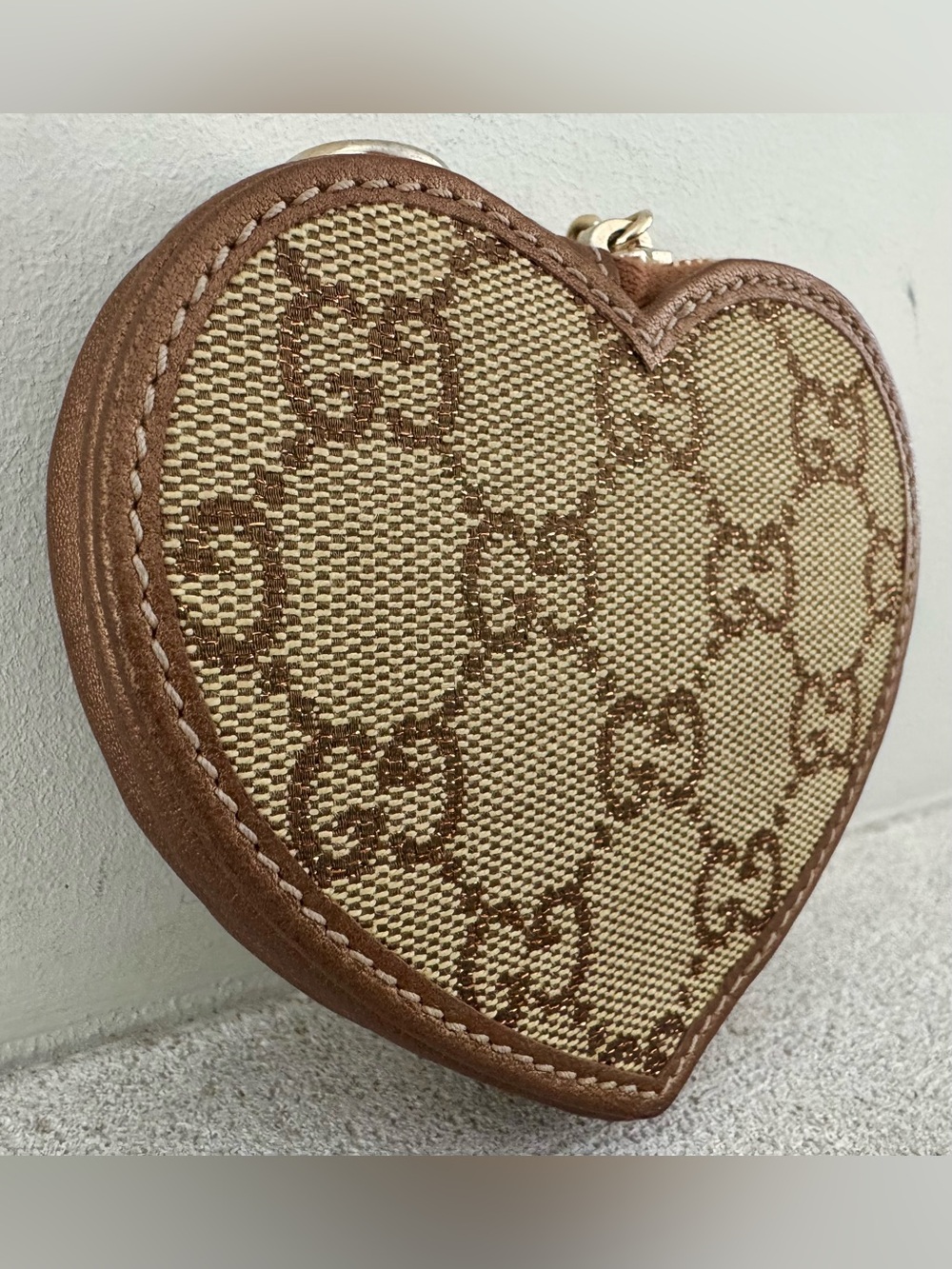 GUCCI GG Canvas Heart Coin Purse Key Pouch Charm 152615 Italy - Picture 5 of 9
